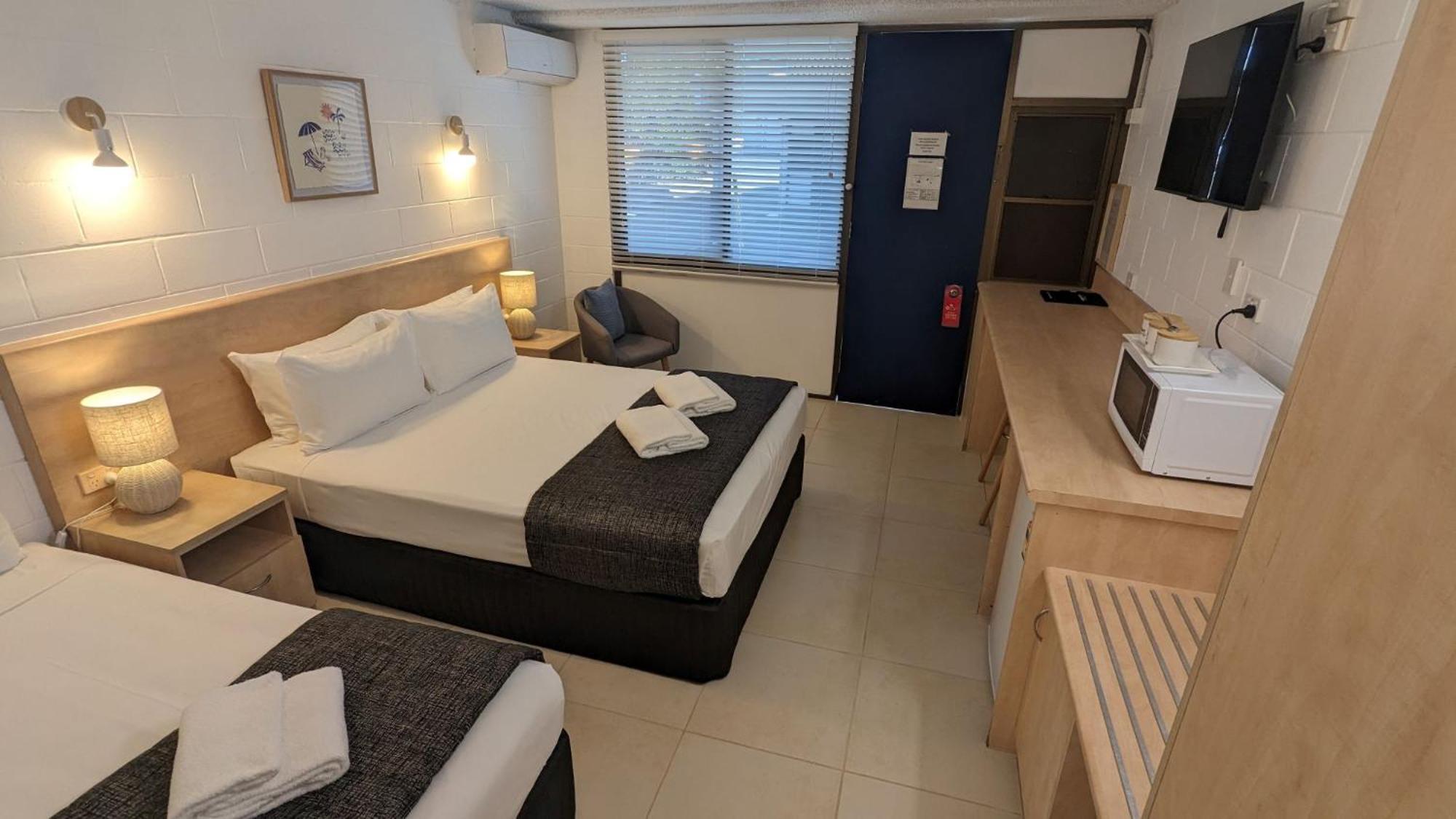 Moffat Beach Motel Caloundra Exterior photo